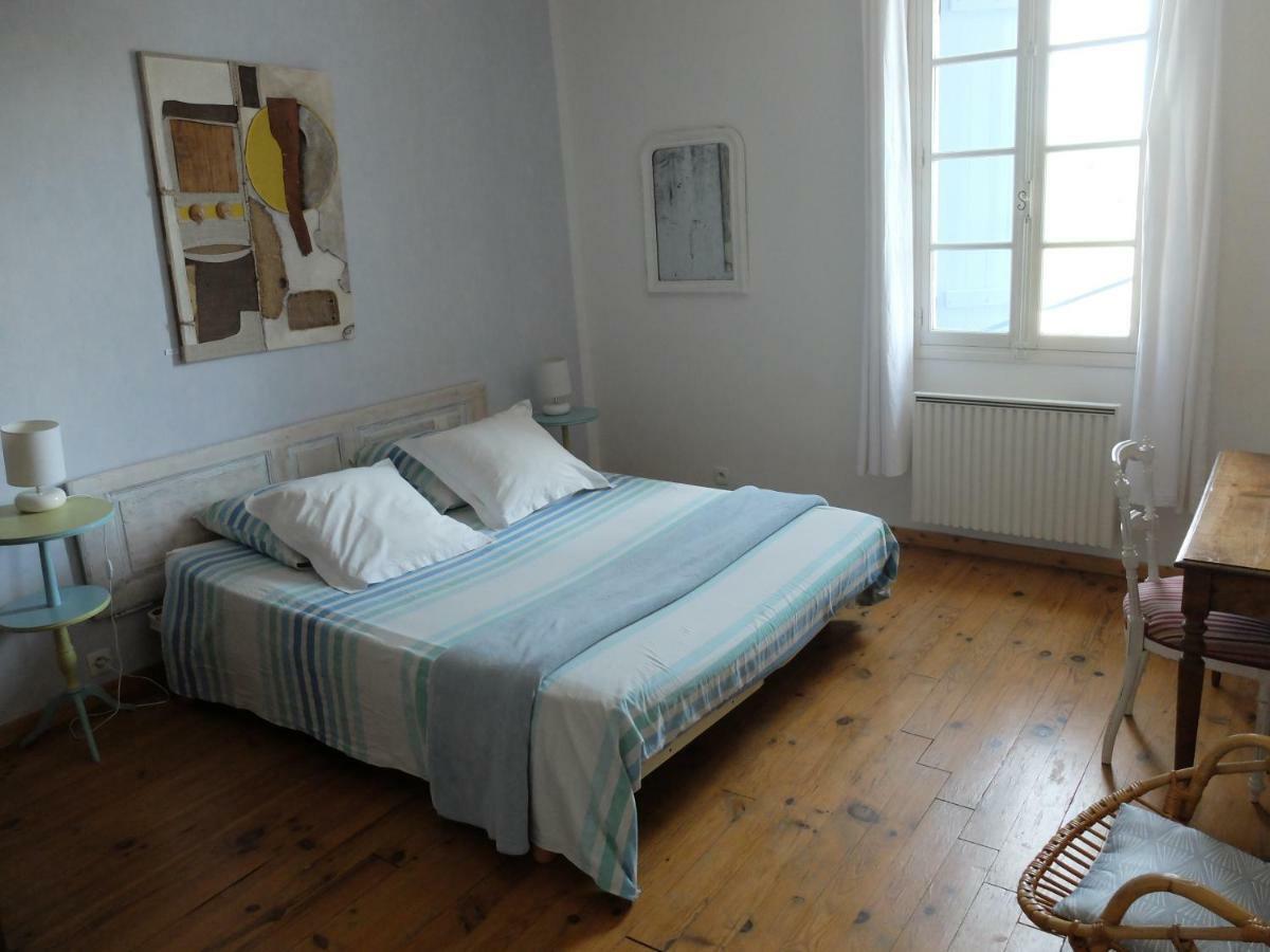 Chambres D'Hotes Dans Maison D'Artiste Galargues Kültér fotó
