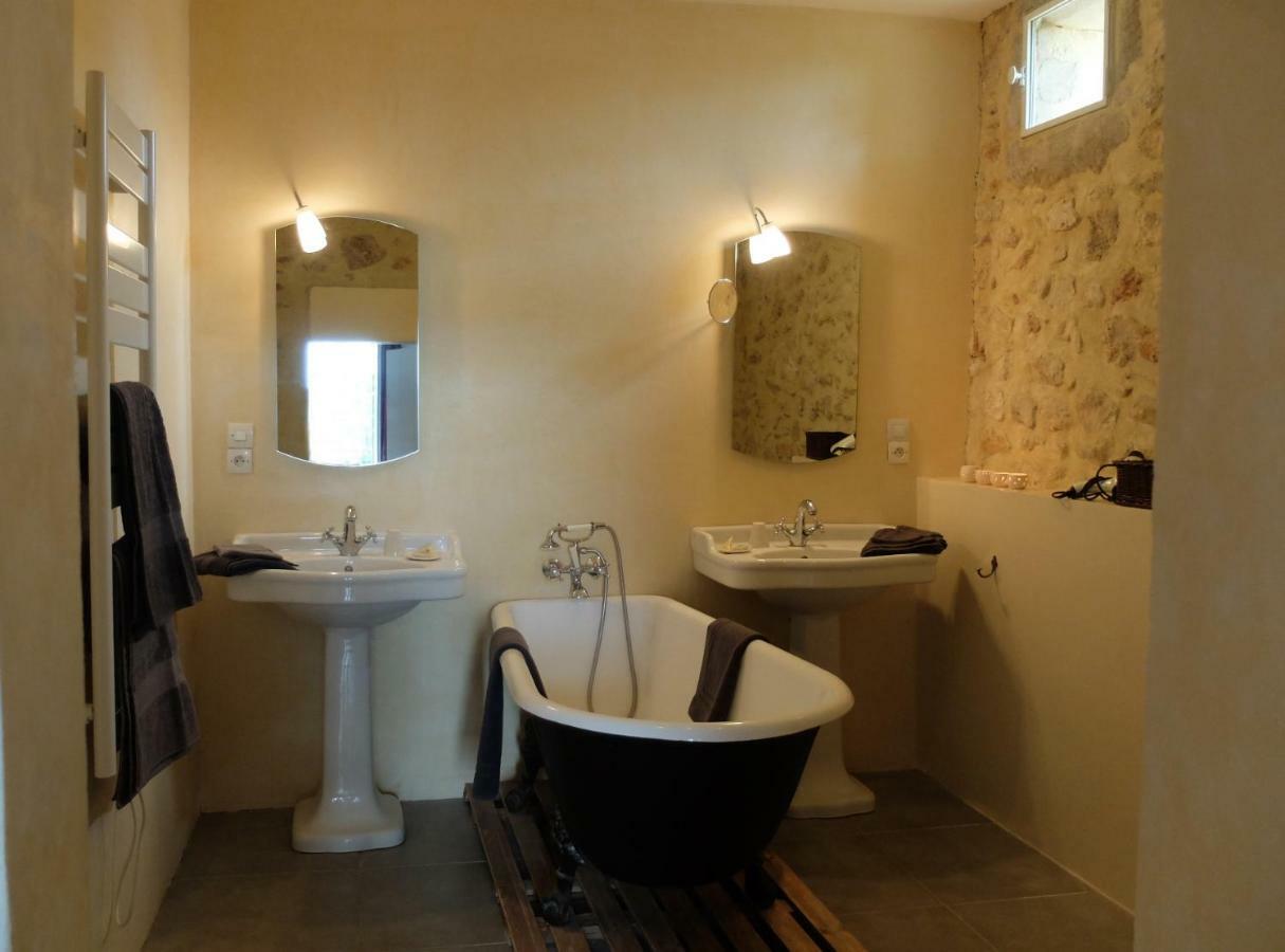 Chambres D'Hotes Dans Maison D'Artiste Galargues Kültér fotó
